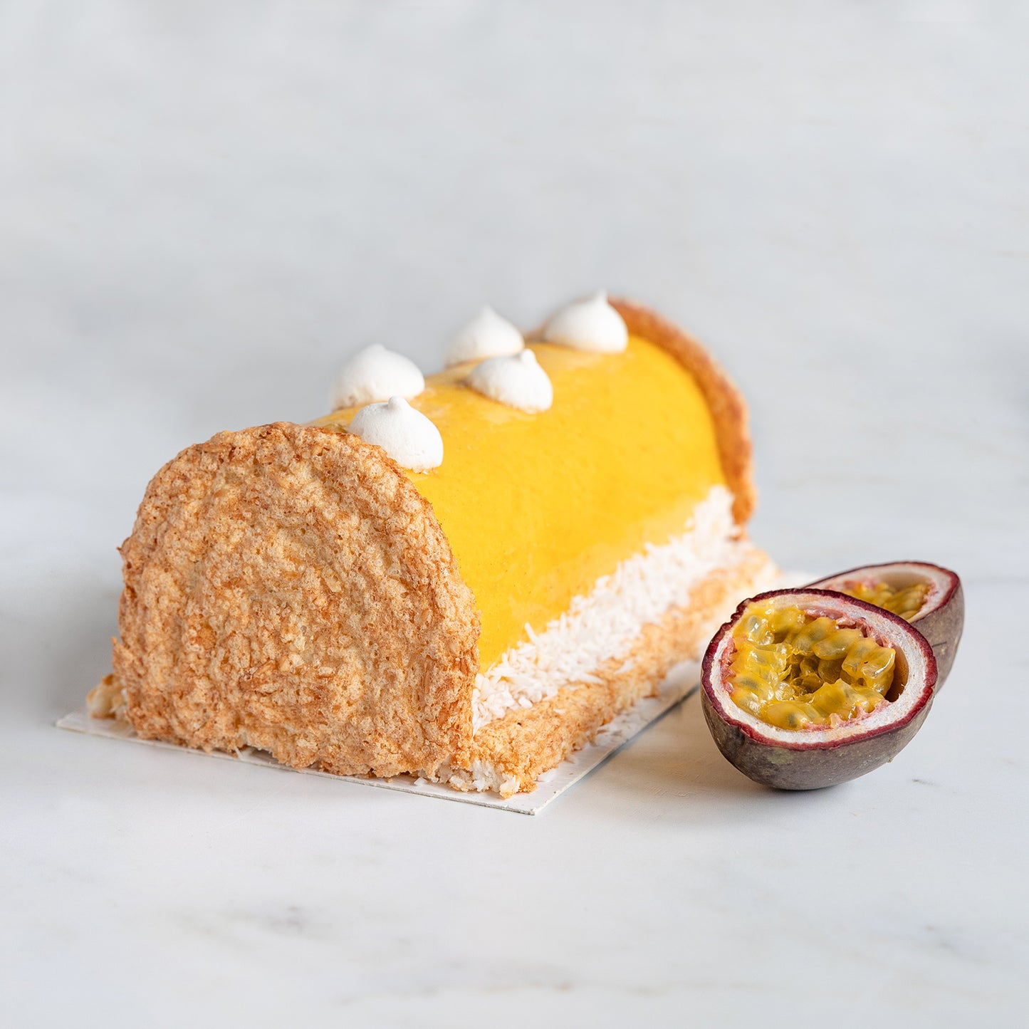 Bûche de Noël passion mangue coco