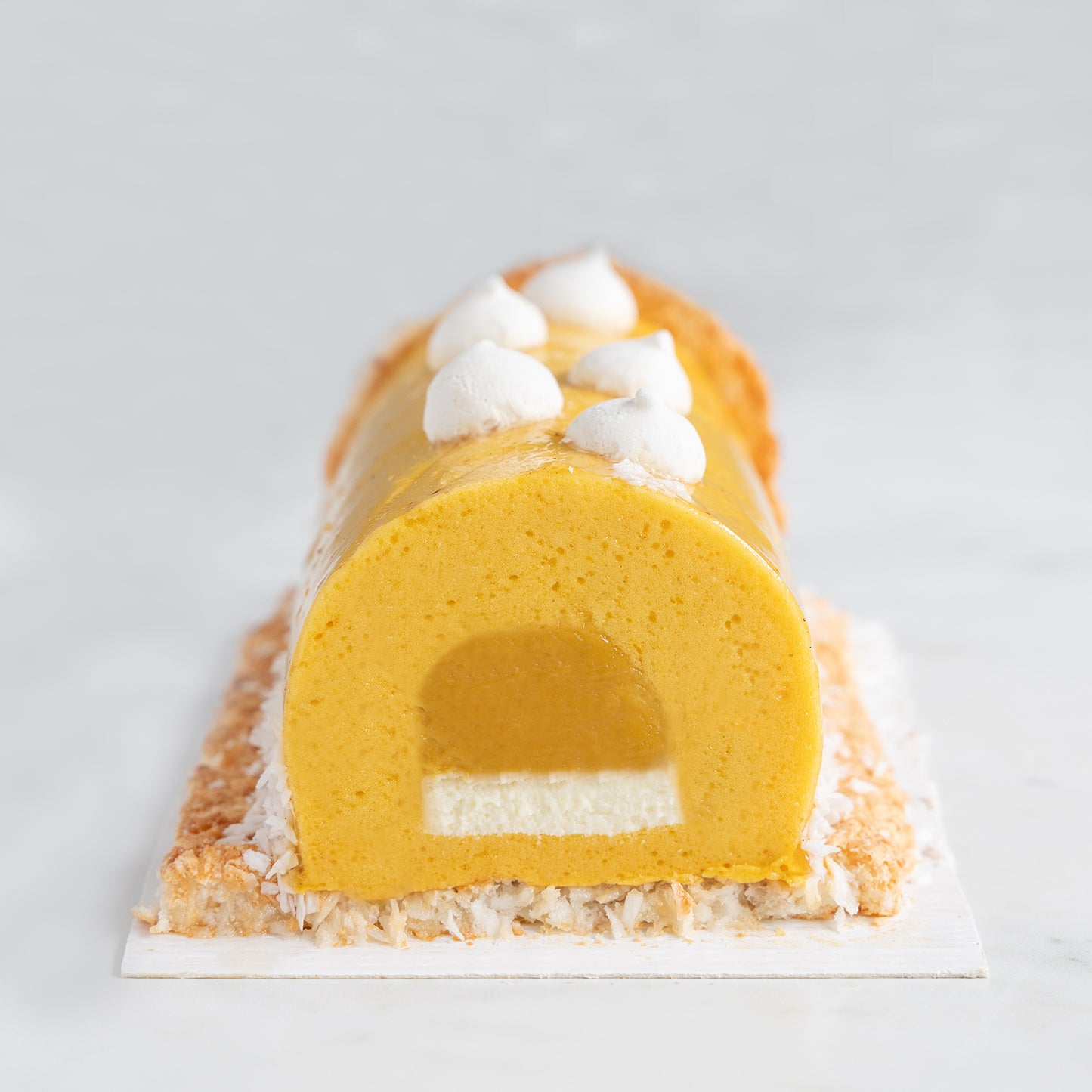 Bûche de Noël passion mangue coco
