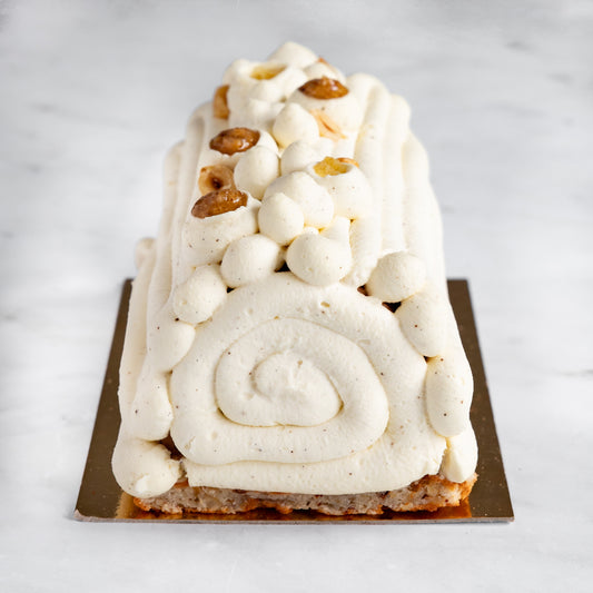 Bûche de Noël Poires Noisettes